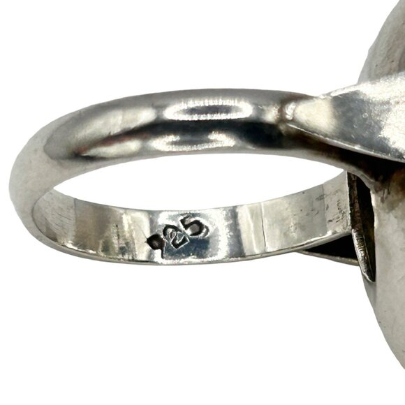 925 Sterling Silver Simulated Peridot Cocktail Ring - Size 7 - Picture 7 of 8